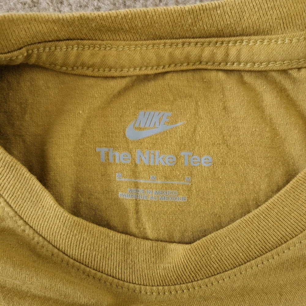 THE NIKE TEE - Nike T-shirt - size Medium